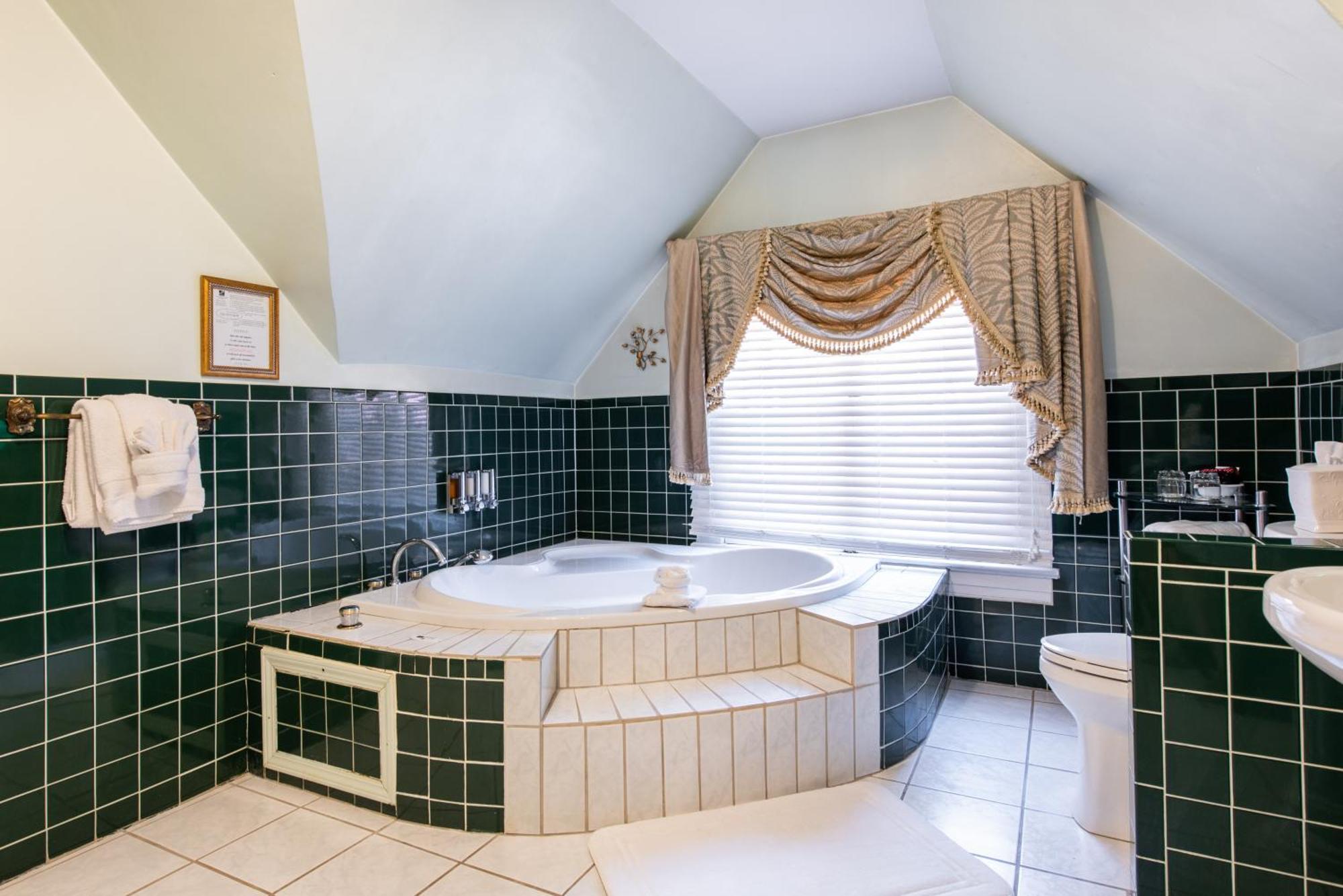 Central Park Bed & Breakfast Луисвилл Номер фото