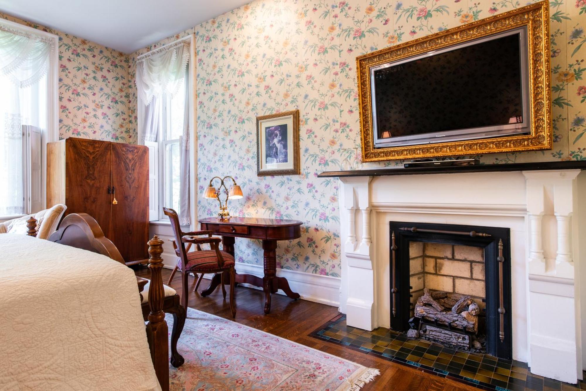 Central Park Bed & Breakfast Луисвилл Номер фото