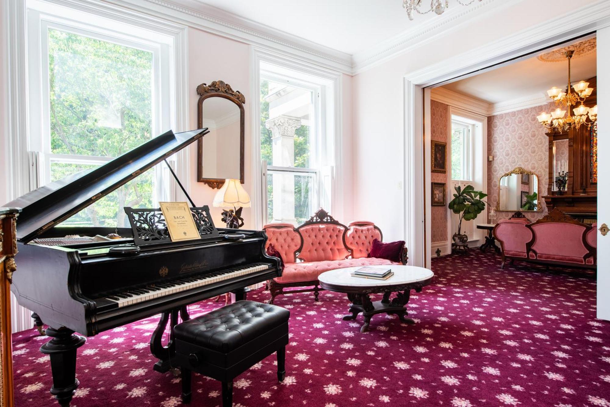 Central Park Bed & Breakfast Луисвилл Экстерьер фото