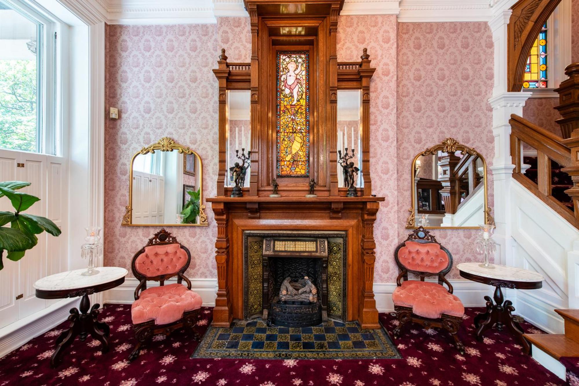 Central Park Bed & Breakfast Луисвилл Экстерьер фото