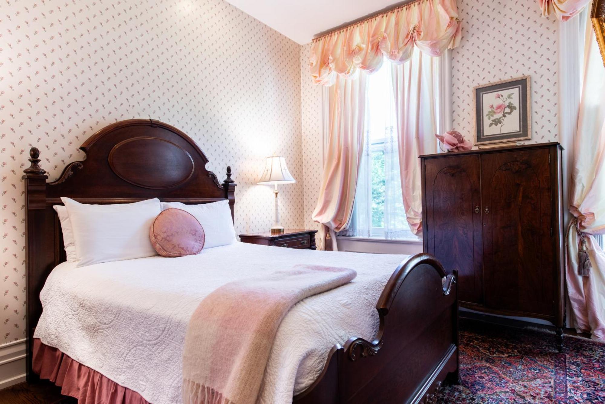 Central Park Bed & Breakfast Луисвилл Номер фото
