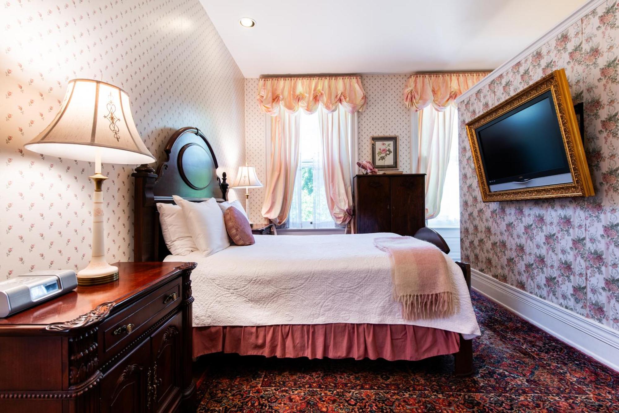 Central Park Bed & Breakfast Луисвилл Номер фото