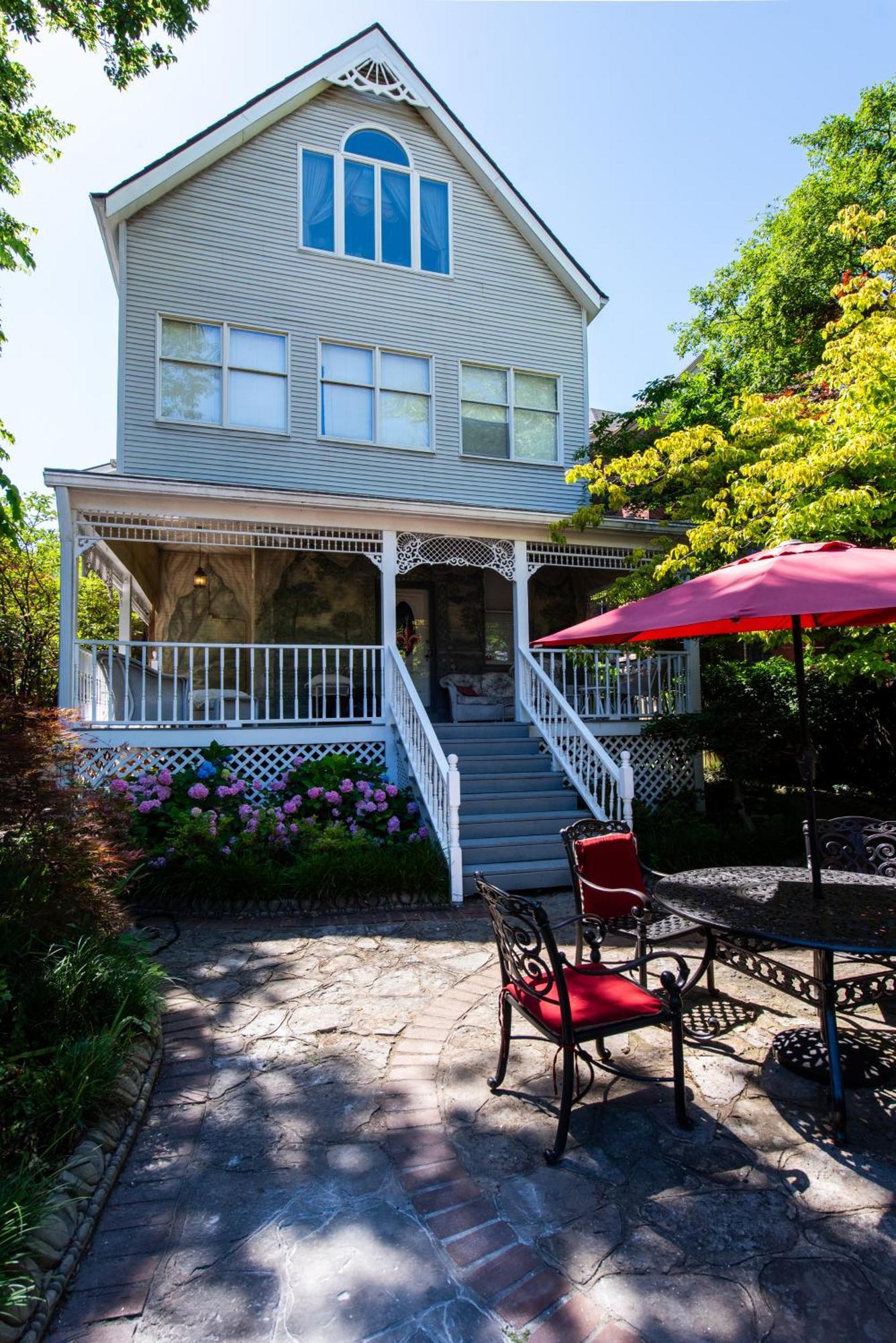 Central Park Bed & Breakfast Луисвилл Экстерьер фото
