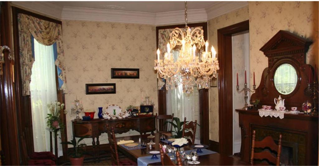 Central Park Bed & Breakfast Луисвилл Экстерьер фото