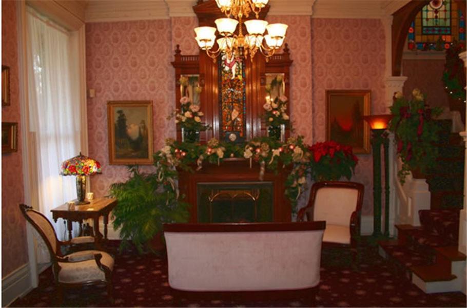 Central Park Bed & Breakfast Луисвилл Экстерьер фото